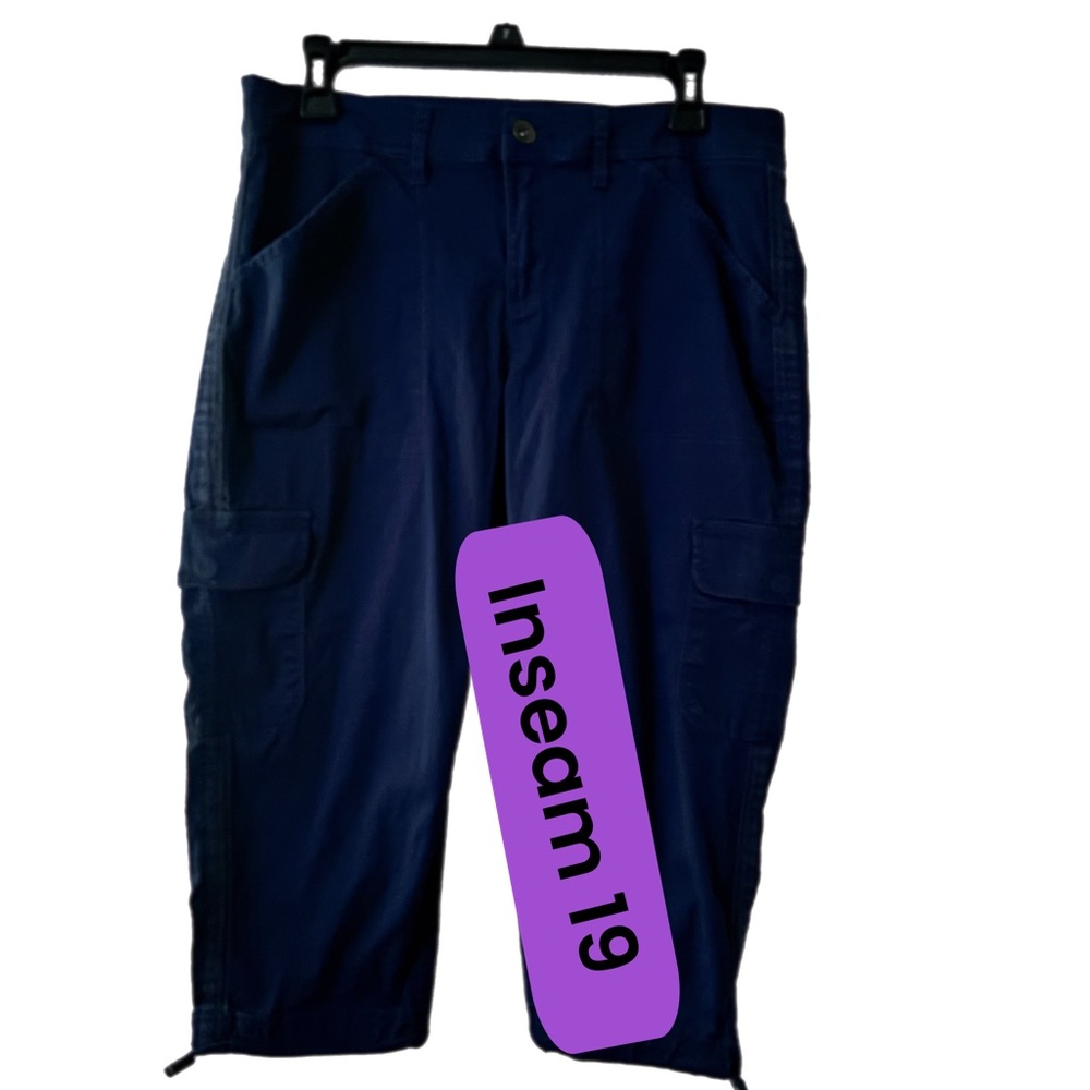 Time and Tru Women's Navy Cargo Capris - Picture 8 of 8